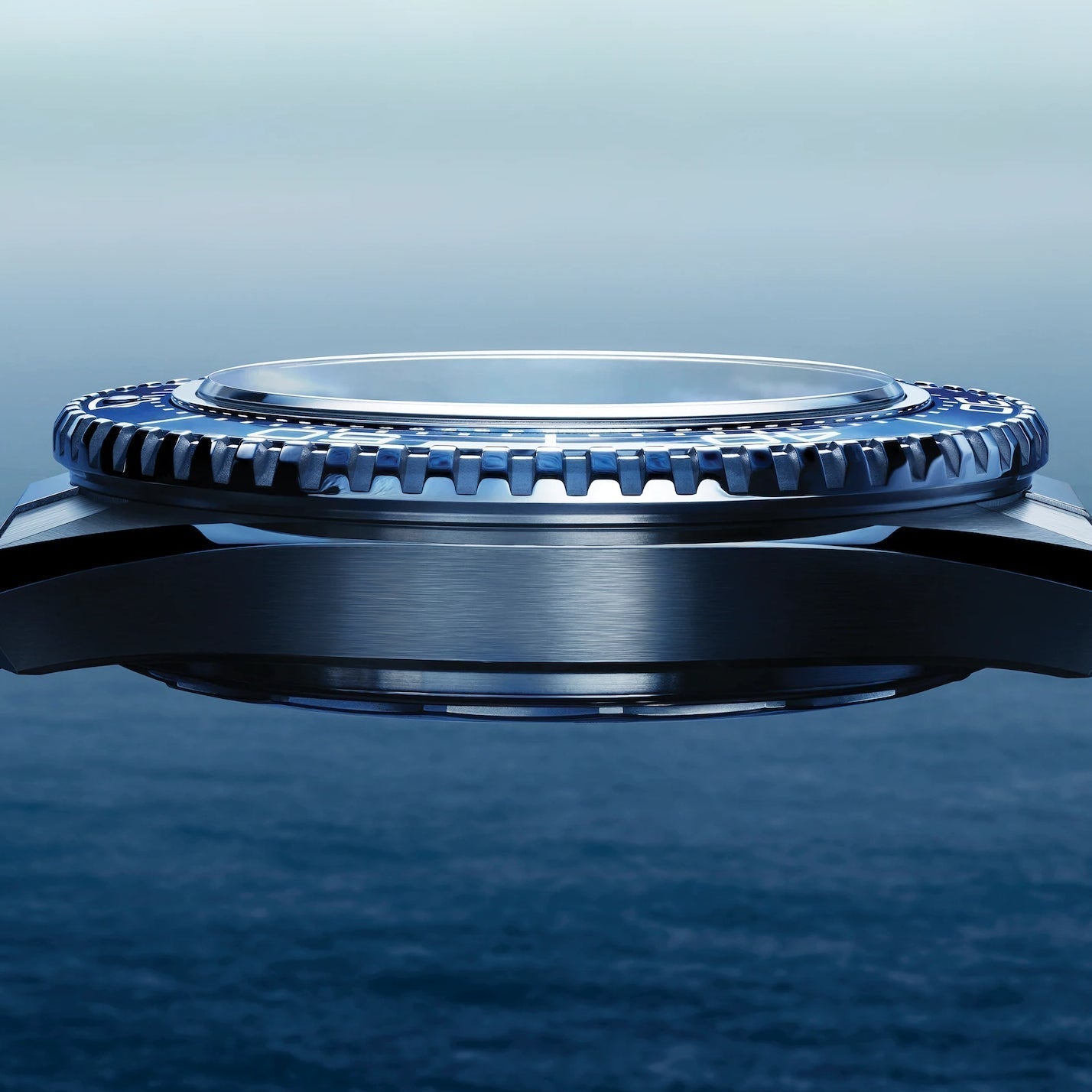 OMEGA Seamaster Planet Ocean 600M 42mm - Black and Blue on Bracelet